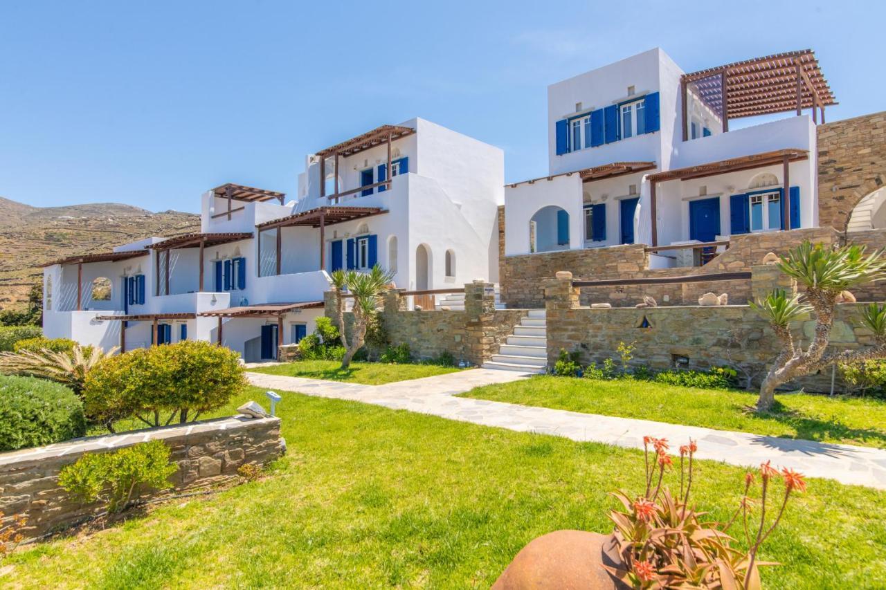 Sail Inn Agios Romanos Exterior foto