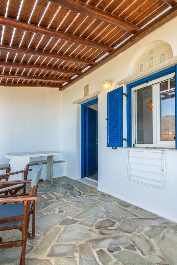 Sail Inn Agios Romanos Exterior foto