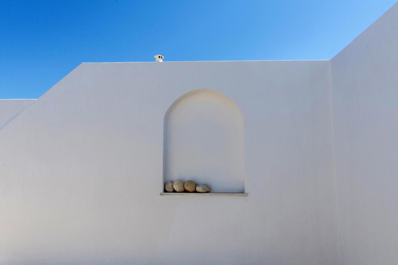 Sail Inn Agios Romanos Exterior foto